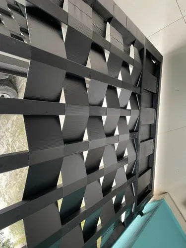 Fita Protetora de Portão PetSafe™ – Privacidade e Proteção para Cães e Gatos - Imagem 3